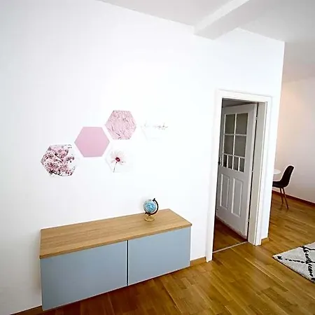 Smarthotel Schmid - Restaurant & Bar Inhouse - Naehe Schlossteich 호텔